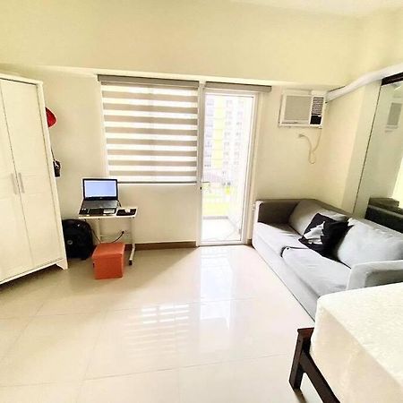 Field Residences Paranaque City 외부 사진