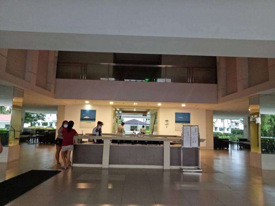Field Residences Paranaque City 외부 사진